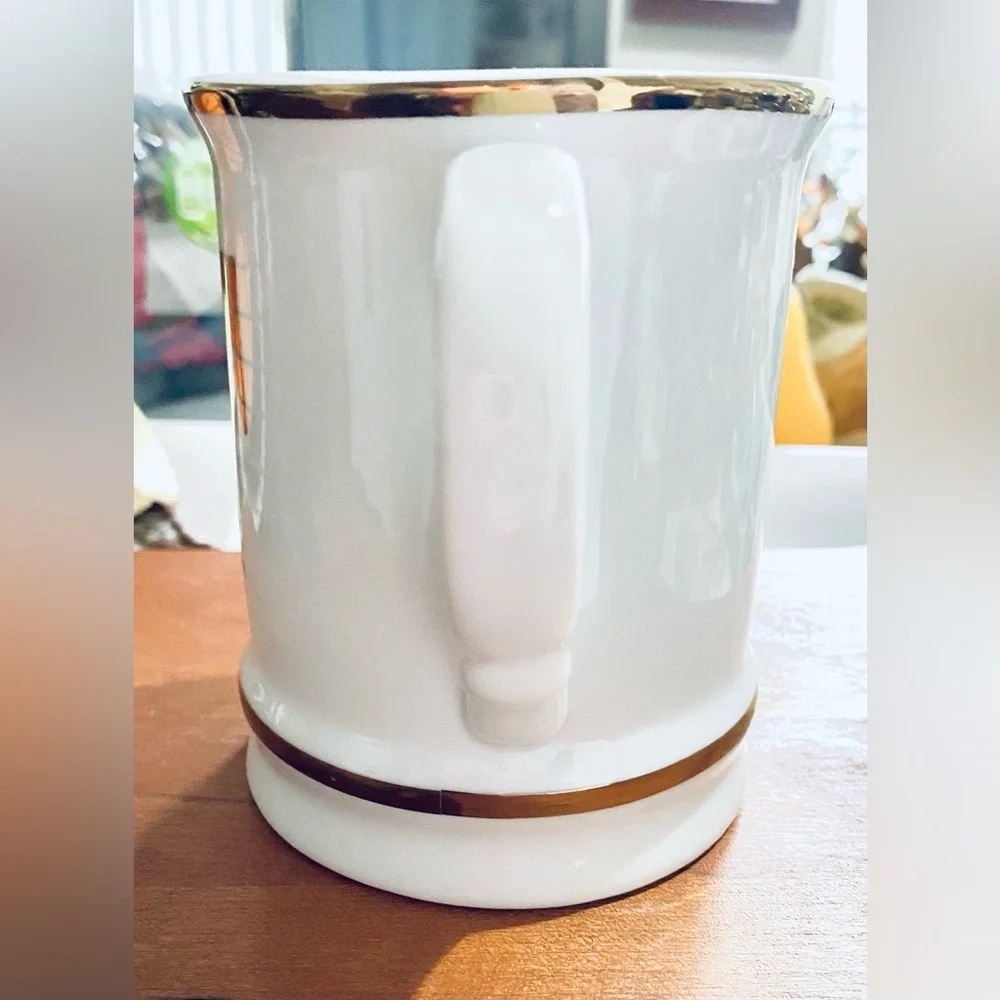 Williams Sonoma “T” Mug, Pure White with Gold Rims and Letter. NWOT Beautiful